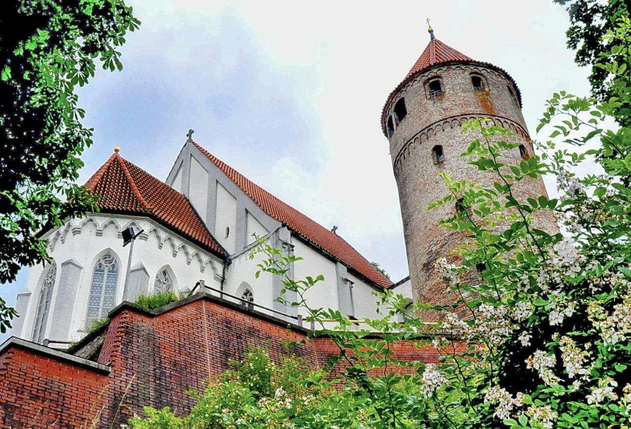 Old Town Apartments Кауфбойрен Екстериор снимка